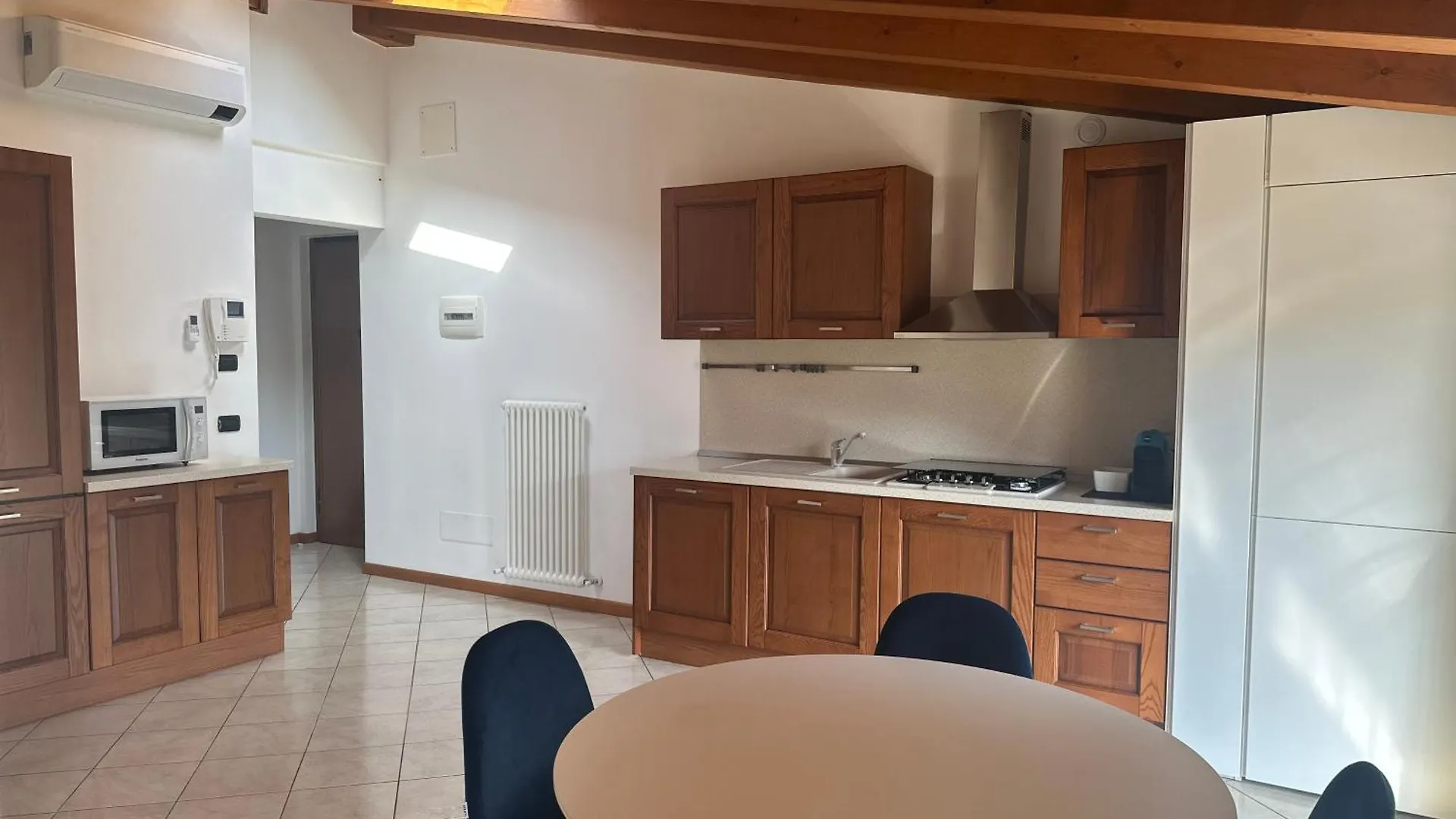 Rosa'S Lake House Mandello del Lario Italien